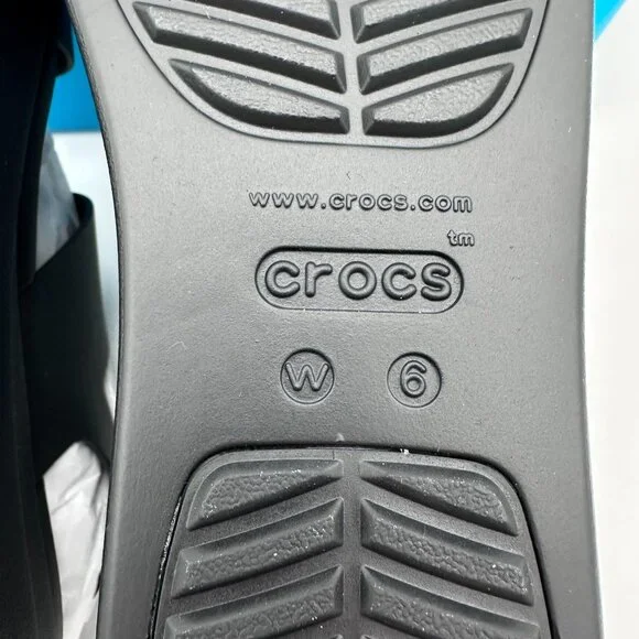 Crocs Women's Brooklyn Low Wedge Strappy Platform Sandals, Size 6, Black - Picture 9 of 14